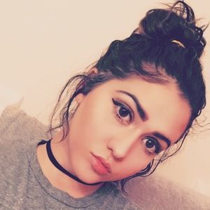 Meet your Posher, Isabella